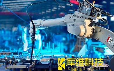 從手動到自動:焊接設備的演變歷程